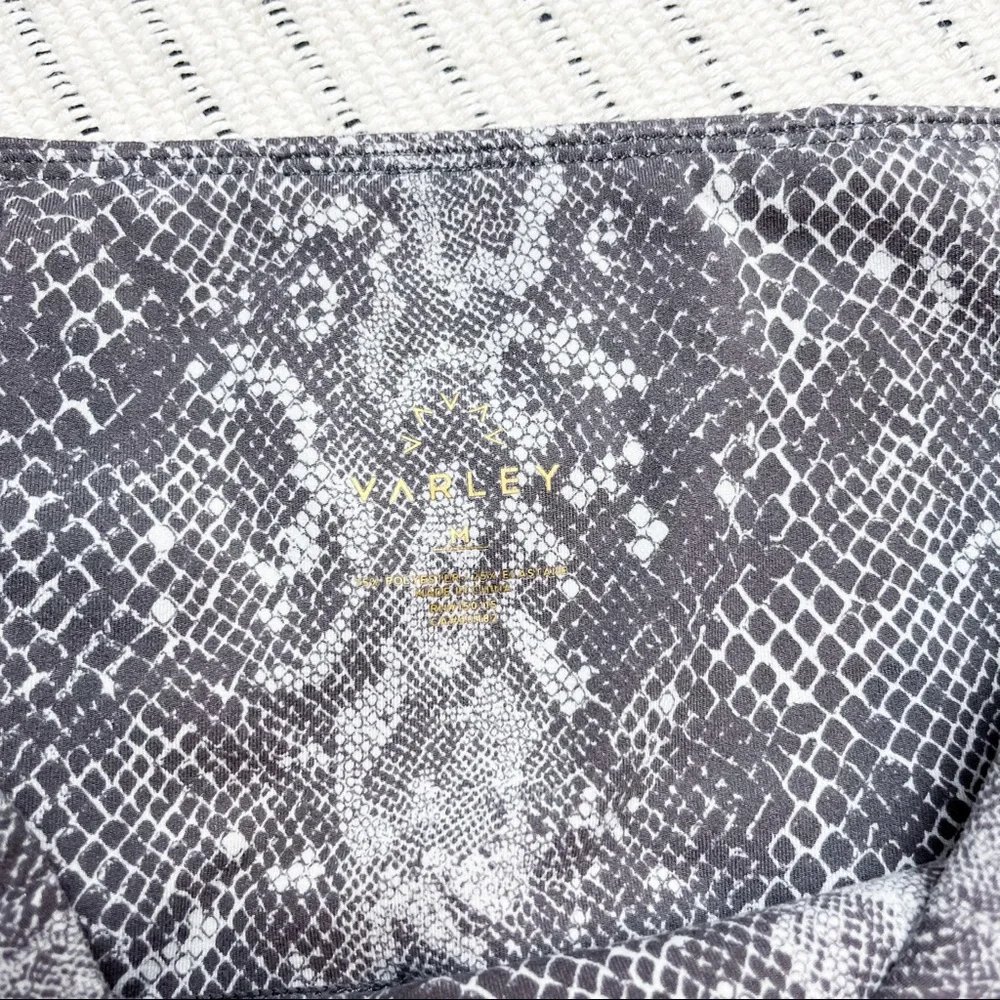 Varley Century Legging 2.0 Pumice Viper Snakeskin Python Grey Size Medium - Picture 3 of 6